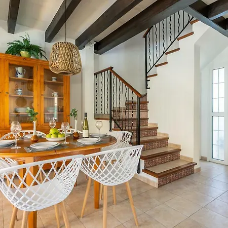 Casa Felix * Cala'N Bosch (Menorca)